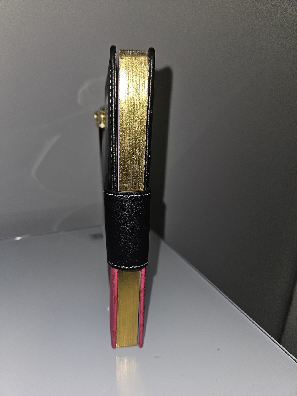 Juicy Couture Black and Pink Journal with Gold Crest & Crown Pen - Picture 3 of 3